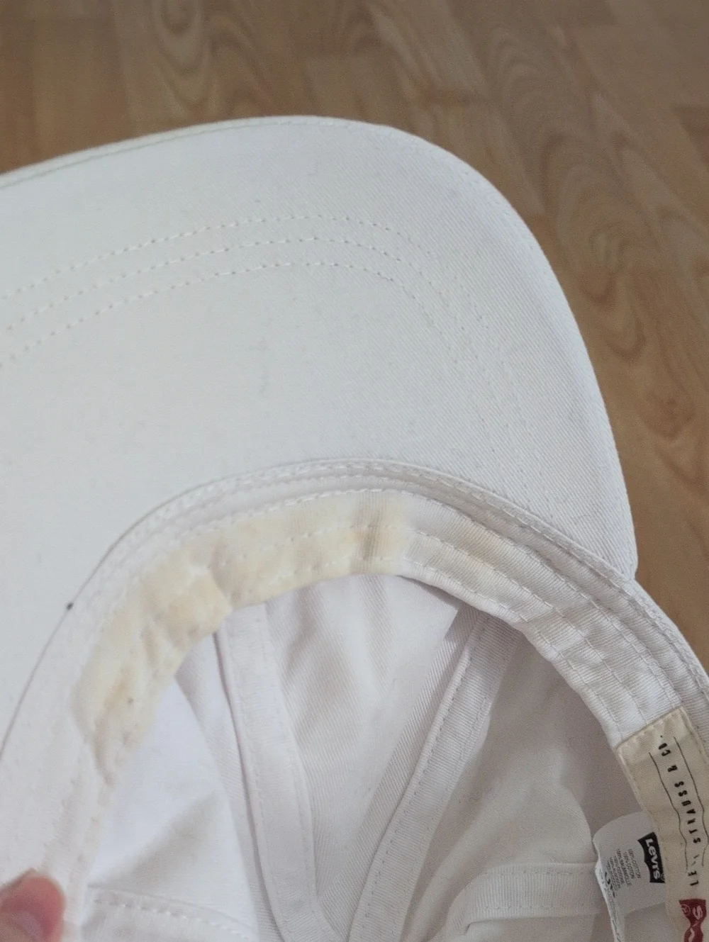Levi's Off-White Cotton Baseball Cap with Red Tab